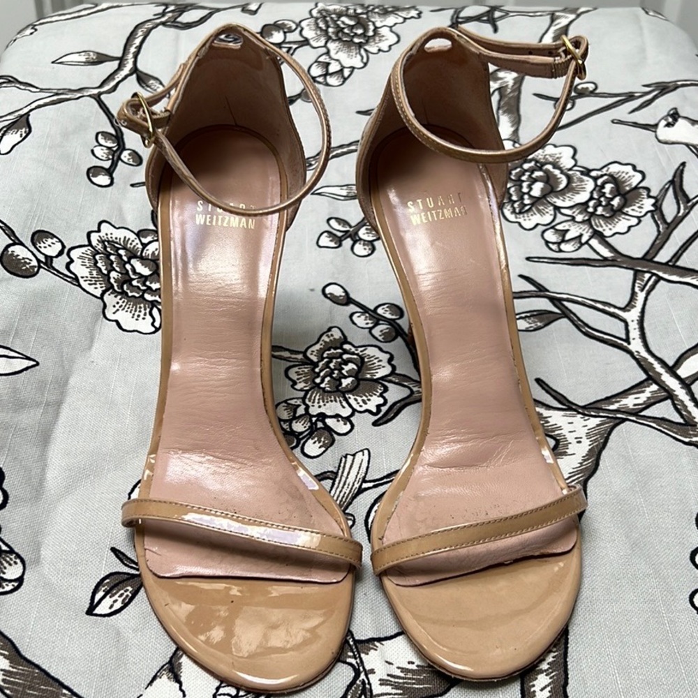 Classic Stuart Weitzman Nudistrong Heel